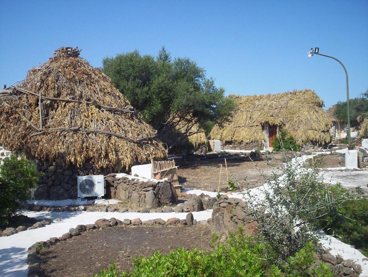 Ovile Juanne Loddo Orosei Exterior photo