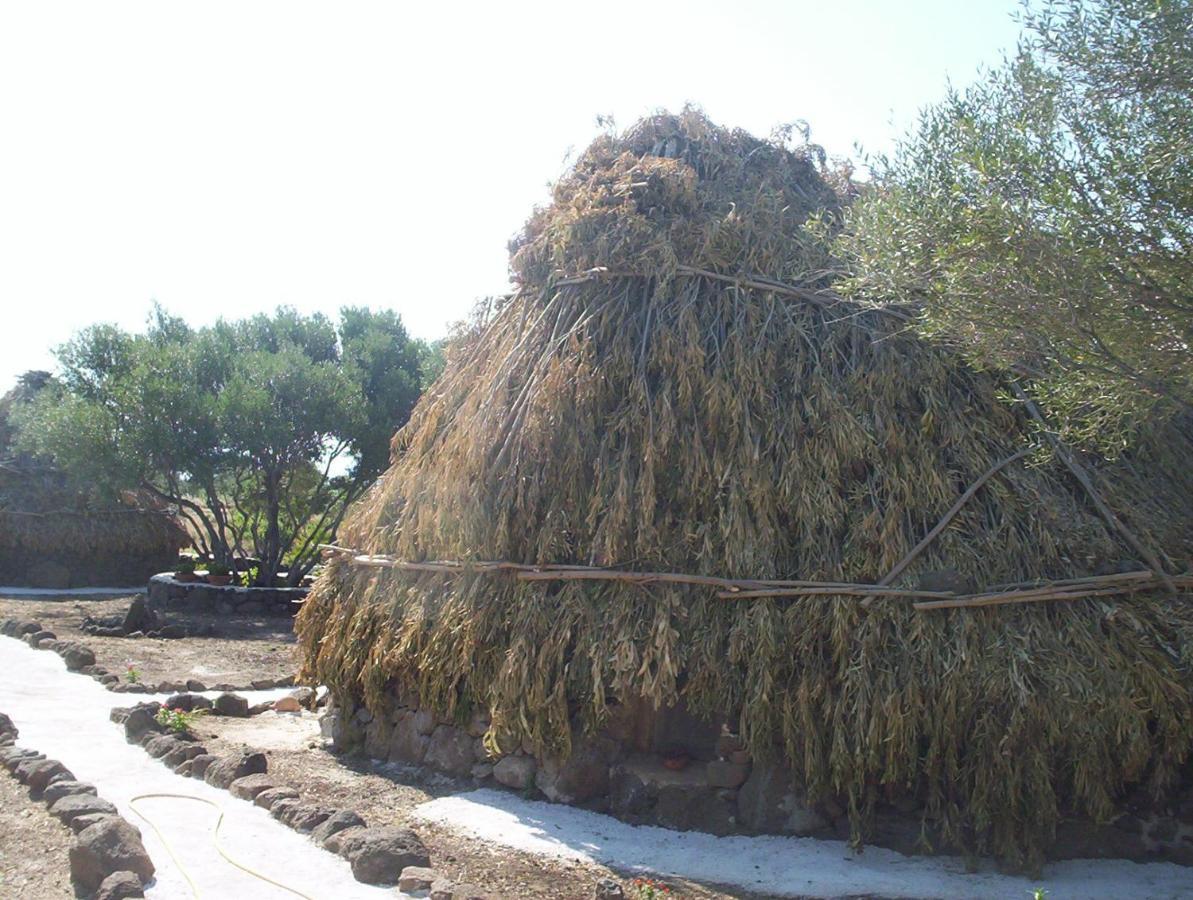 Ovile Juanne Loddo Orosei Exterior photo