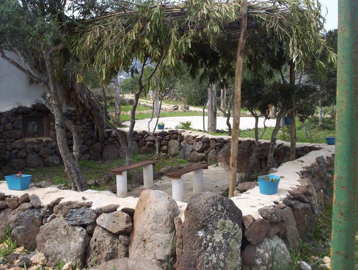 Ovile Juanne Loddo Orosei Exterior photo