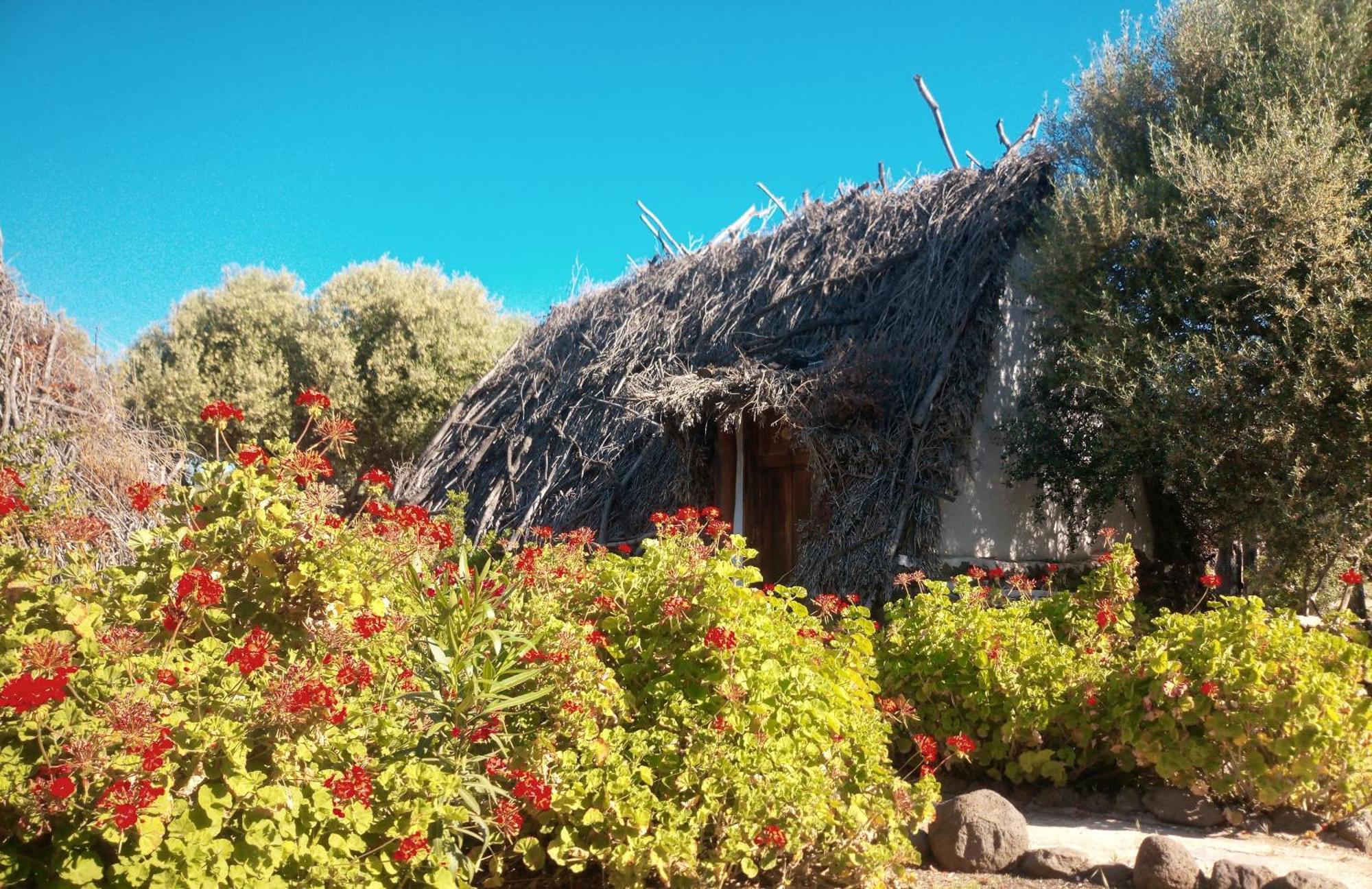 Ovile Juanne Loddo Orosei Exterior photo