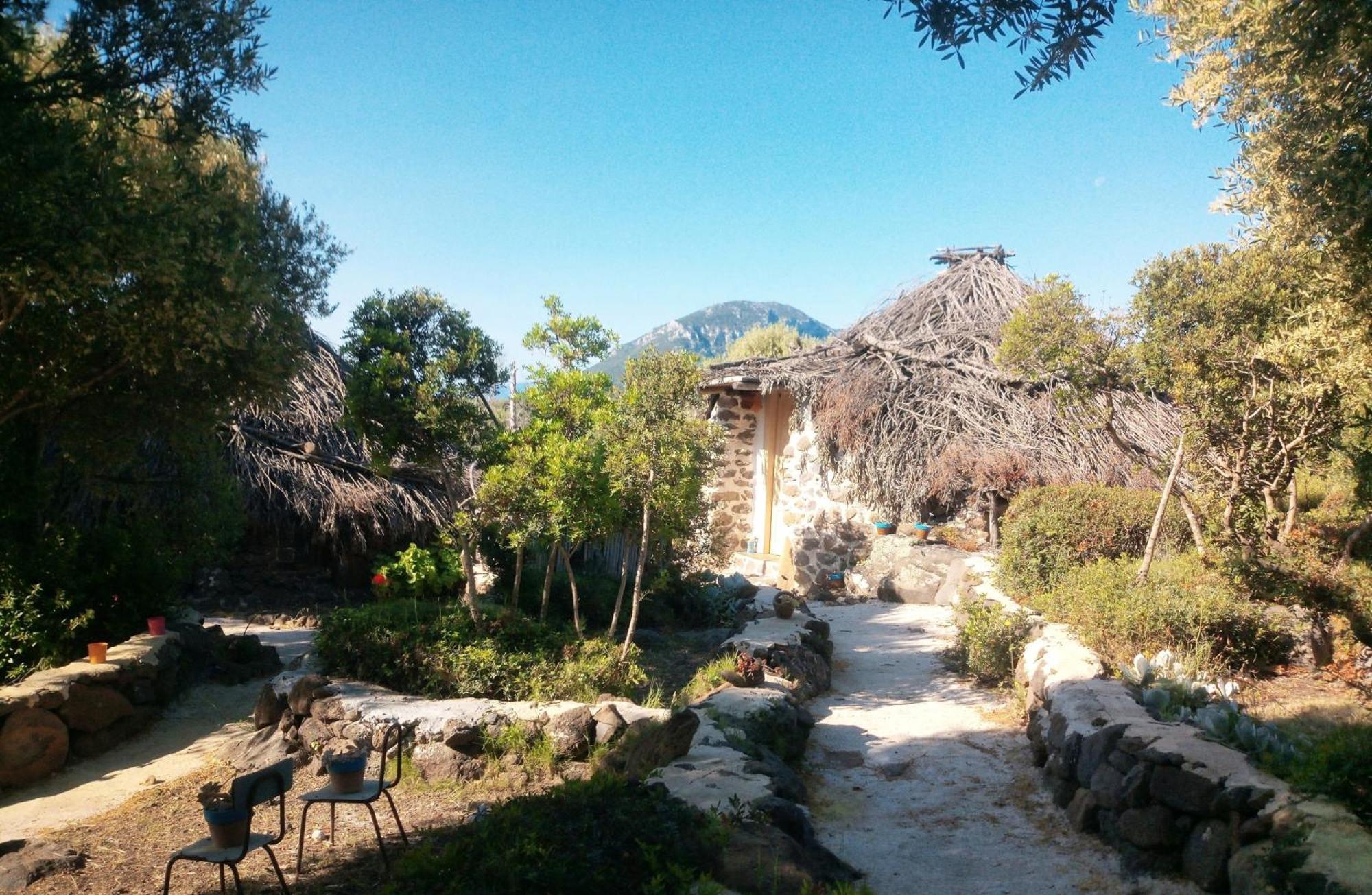 Ovile Juanne Loddo Orosei Exterior photo