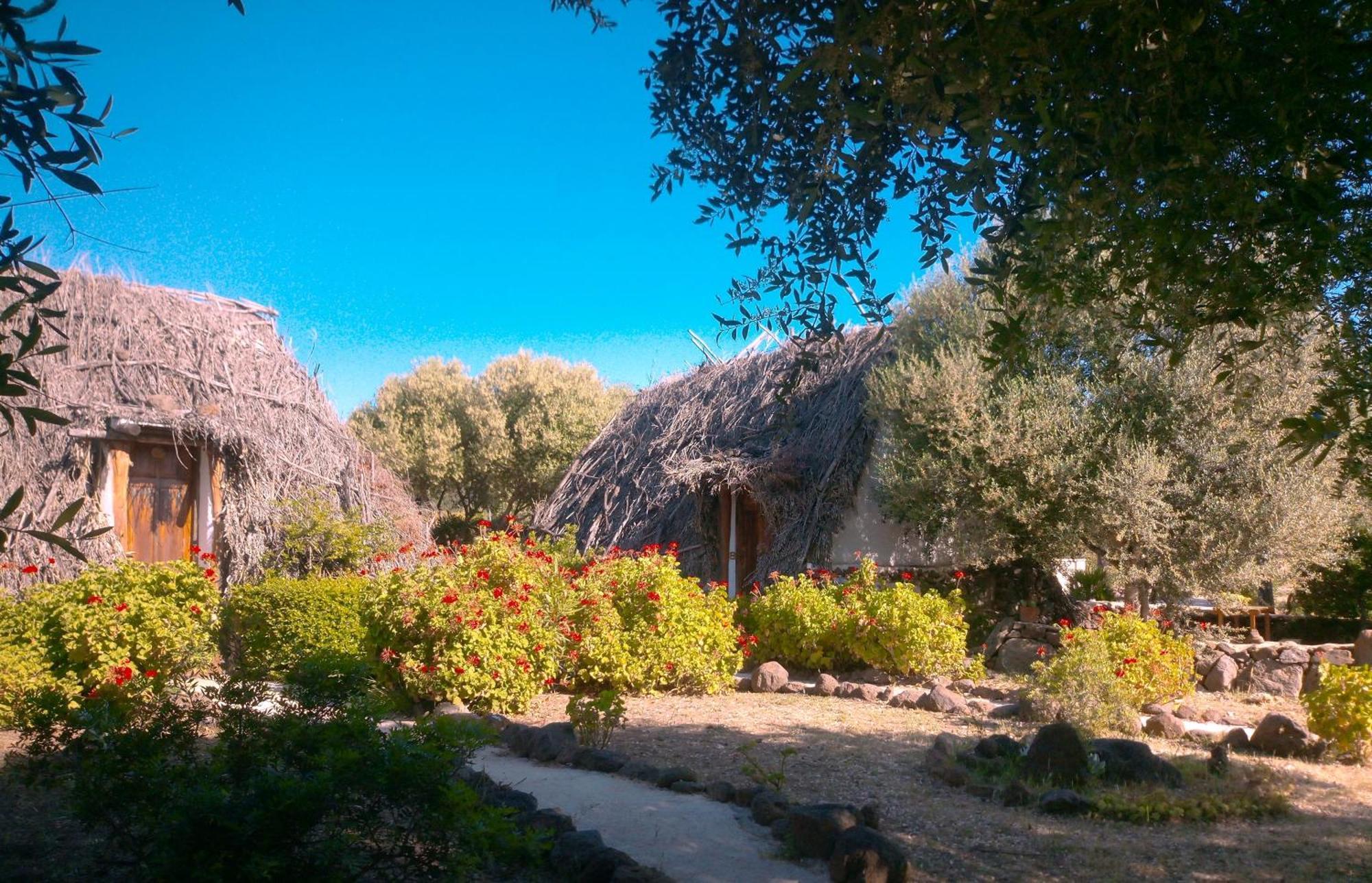 Ovile Juanne Loddo Orosei Exterior photo