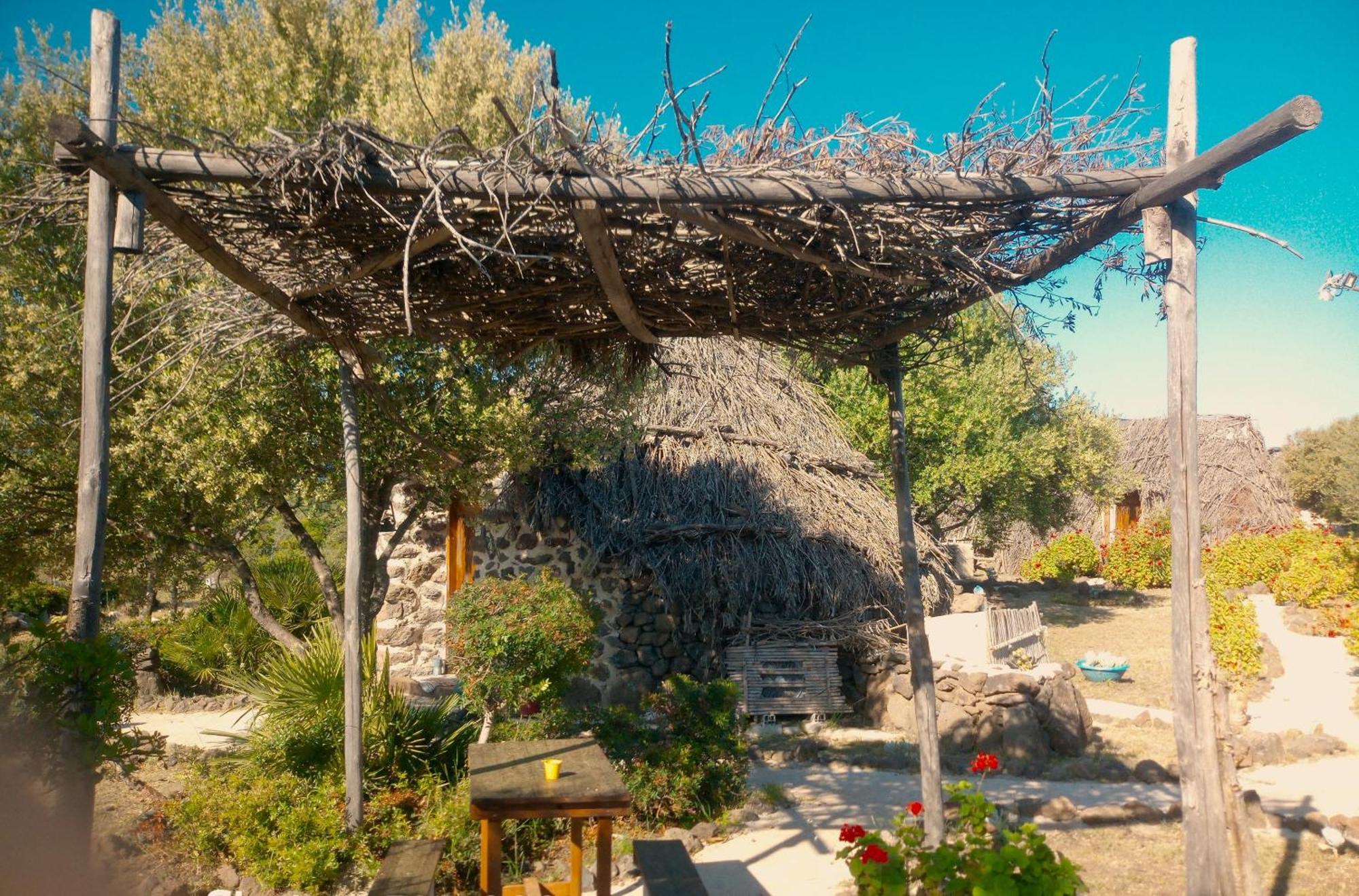 Ovile Juanne Loddo Orosei Exterior photo